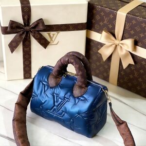 <AUTHENTIC>Louis Vuitton Speedy Bandoulière 25 Pillow Monogram Quilted Nylon